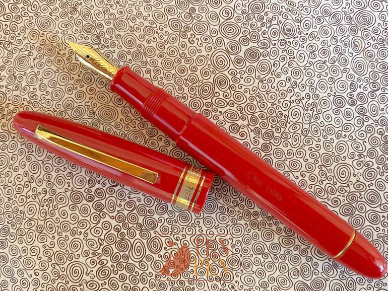 OMAS　オマス　EXTRA　556　ogiva バーガンディ　M OMAS OGIVA 556 - Red resin | Tenpen - By Letizia Iacopini